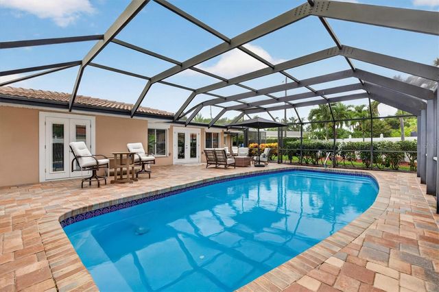 802 OSCEOLA ROAD, Belleair, FL 33756