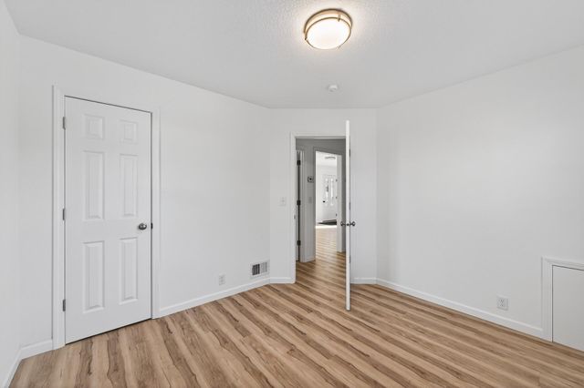 5607 Aldrich Avenue N, Brooklyn Center, MN 55430