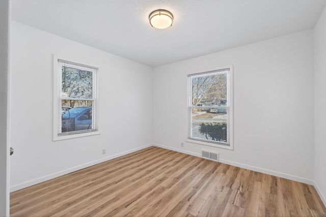 5607 Aldrich Avenue N, Brooklyn Center, MN 55430