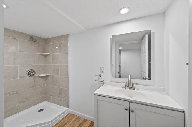 5607 Aldrich Avenue N, Brooklyn Center, MN 55430