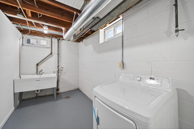 5607 Aldrich Avenue N, Brooklyn Center, MN 55430