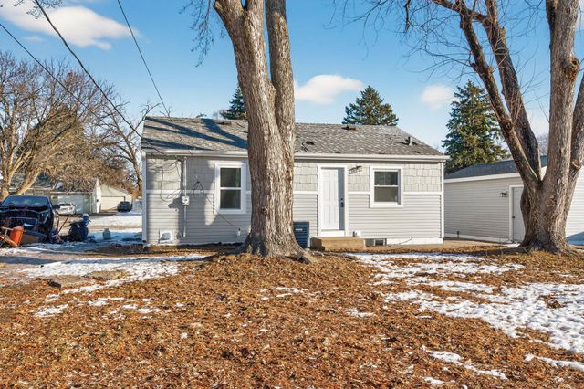 5607 Aldrich Avenue N, Brooklyn Center, MN 55430