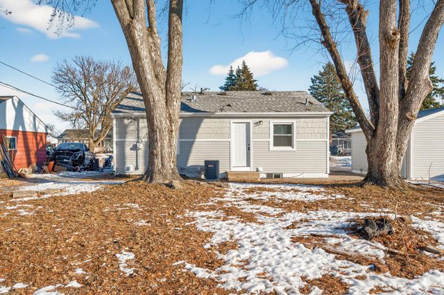 5607 Aldrich Avenue N, Brooklyn Center, MN 55430
