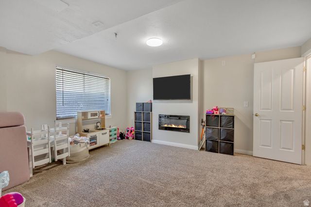 7763 S 4880 W, West Jordan, UT 84081