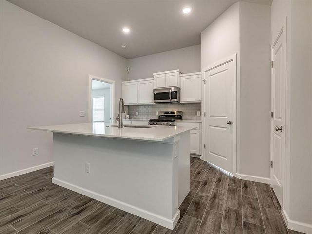 2720 NW 199th Street, Edmond, OK 73012