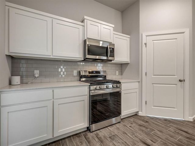 2720 NW 199th Street, Edmond, OK 73012