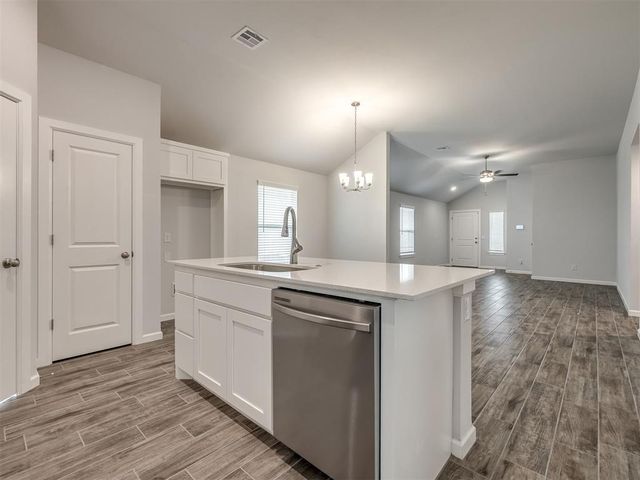 2720 NW 199th Street, Edmond, OK 73012