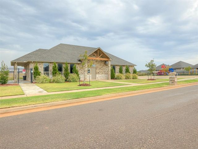 2720 NW 199th Street, Edmond, OK 73012