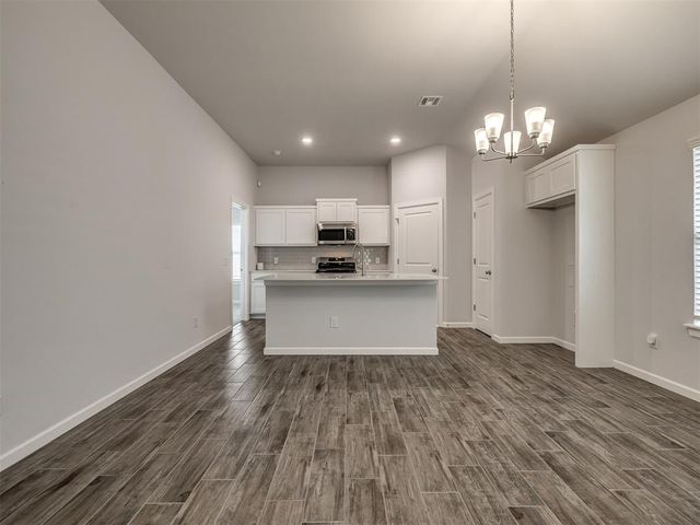2720 NW 199th Street, Edmond, OK 73012