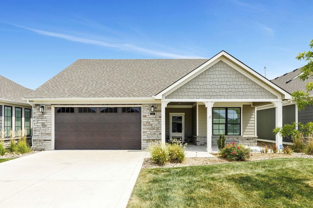 136 S Legacy Way, Andover, KS 67002