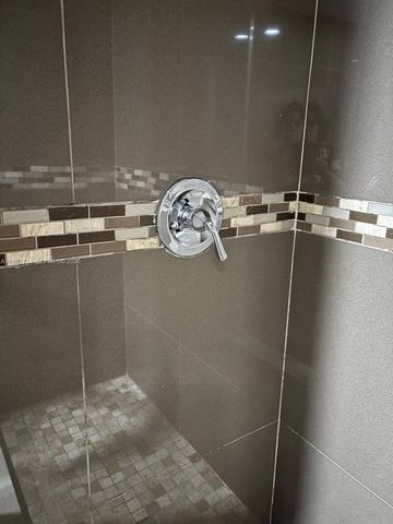 6620 W 2nd Ct 110, Hialeah, FL 33012