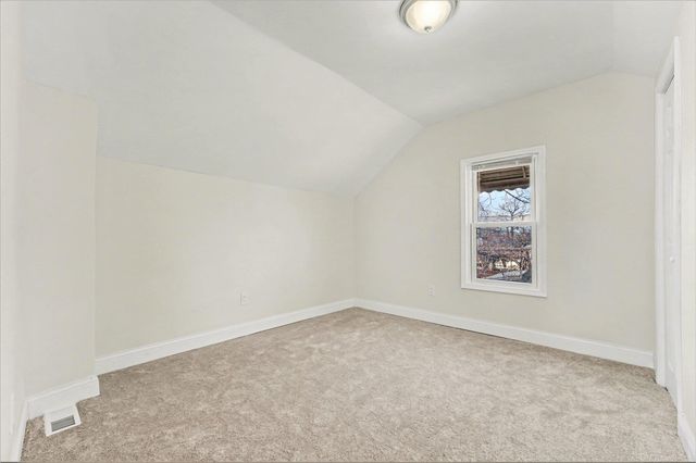 141 W Harry Avenue, Hazel Park, MI 48030