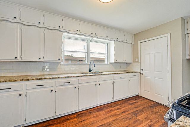 5404 Fossil Drive, Haltom City, TX 76117