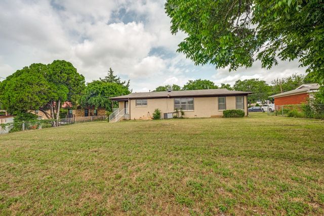 5404 Fossil Drive, Haltom City, TX 76117