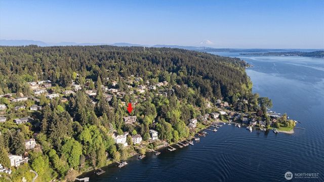 5970 NE Arrowhead Drive, Kenmore, WA 98028