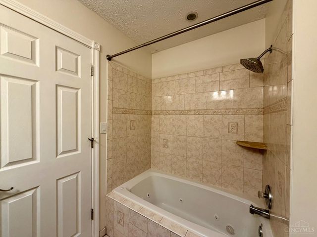 6862 Windwood Drive, West Chester, OH 45241