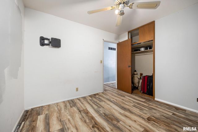 101 N OREGON Avenue, Morton, IL 61550