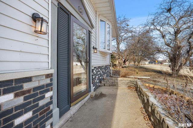 101 N OREGON Avenue, Morton, IL 61550