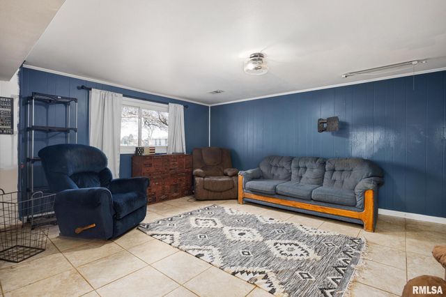 101 N OREGON Avenue, Morton, IL 61550