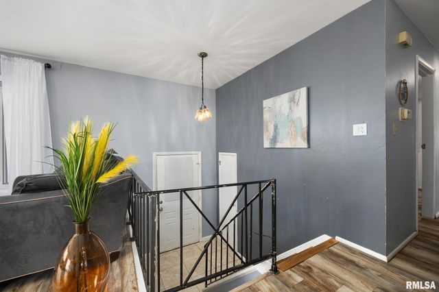 101 N OREGON Avenue, Morton, IL 61550