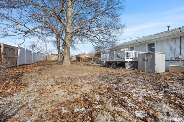 101 N OREGON Avenue, Morton, IL 61550