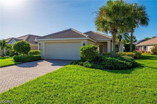 10083 Oakhurst WAY, Fort Myers, FL 33913