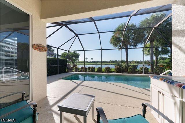 10083 Oakhurst WAY, Fort Myers, FL 33913