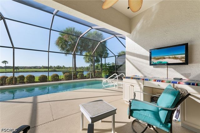 10083 Oakhurst WAY, Fort Myers, FL 33913