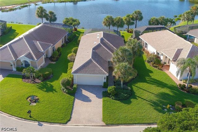 10083 Oakhurst WAY, Fort Myers, FL 33913