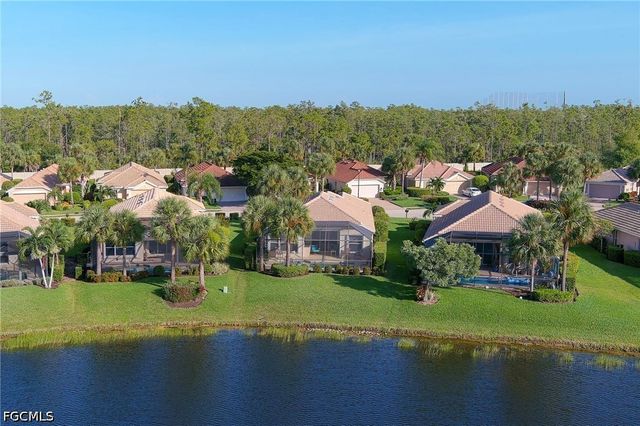 10083 Oakhurst WAY, Fort Myers, FL 33913