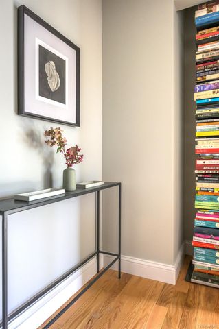 238 Allen Street, Hudson, NY 12534