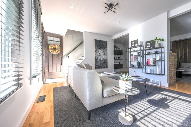 238 Allen Street, Hudson, NY 12534