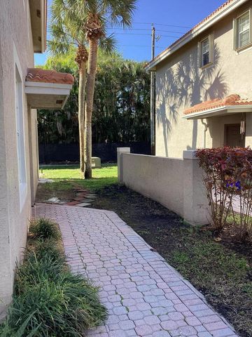 20970 Via Olander D, Boca Raton, FL 33428
