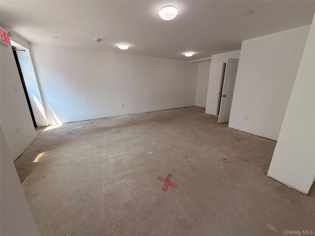 8713 Homelawn Street, Jamaica, NY 11432 — photo 2