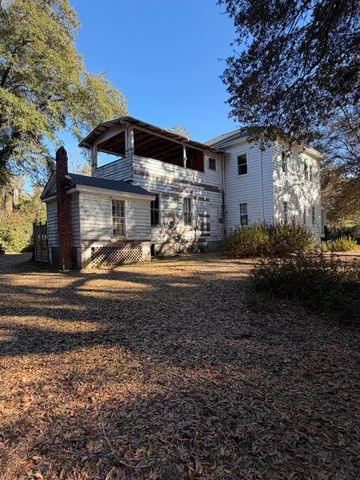 1217 Wichman Street, Walterboro, SC 29488