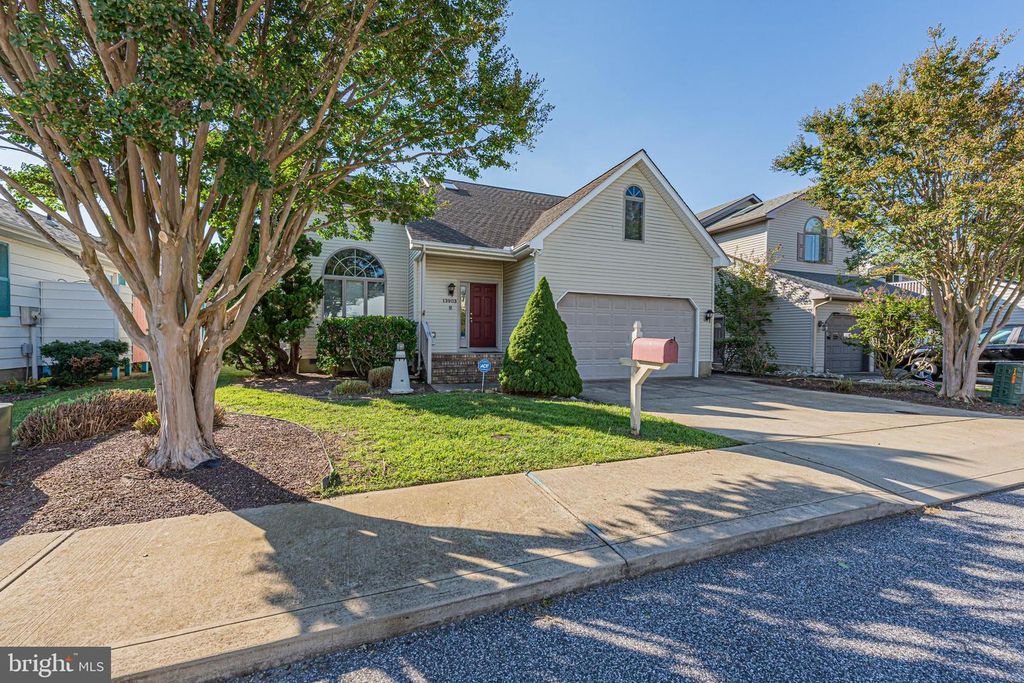 13903 SEA CAPTAIN RD, Ocean City, MD 21842