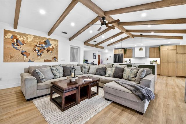 11004 THERESA ARBOR DRIVE, Temple Terrace, FL 33617