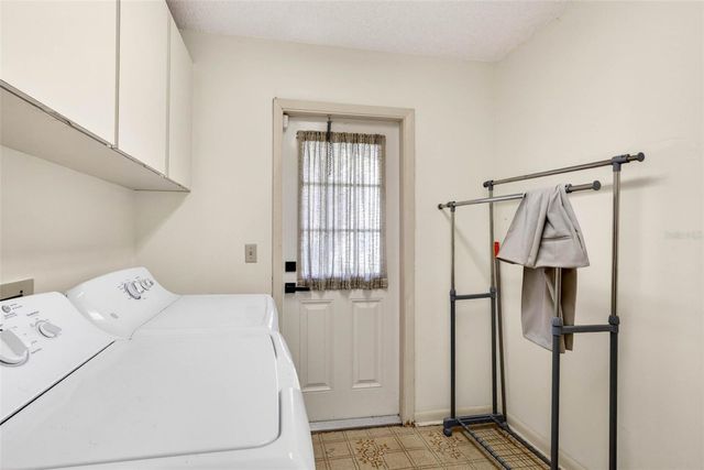 11004 THERESA ARBOR DRIVE, Temple Terrace, FL 33617