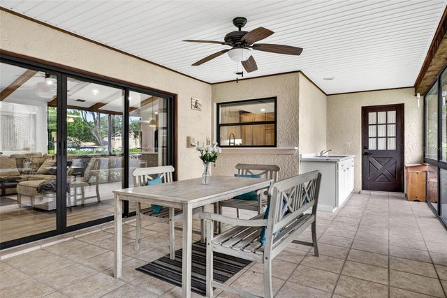 11004 THERESA ARBOR DRIVE, Temple Terrace, FL 33617