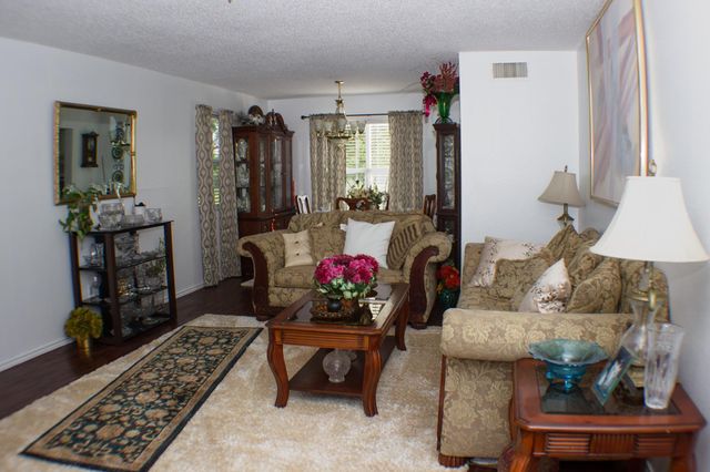 2603 Virginia Avenue, League City, TX 77573