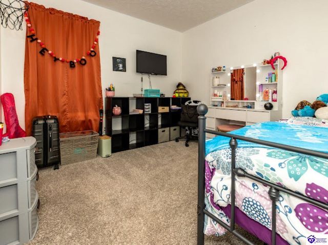 317 Madison Rae Boulevard, Shepherdsville, KY 40165