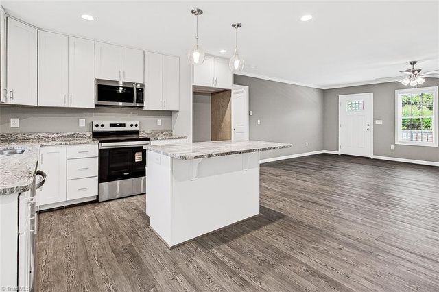 1050 Rising View Way, Asheboro, NC 27205