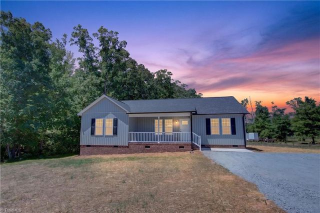 1050 Rising View Way, Asheboro, NC 27205