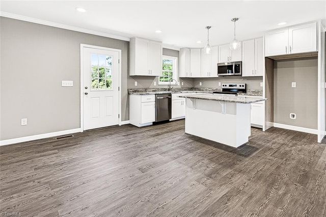 1050 Rising View Way, Asheboro, NC 27205