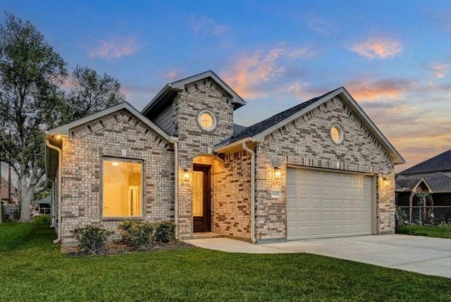 8405 Folkstone Lane, Houston, TX 77075