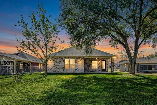 8405 Folkstone Lane, Houston, TX 77075