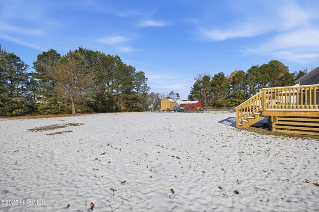 154 Lovers Lane, Elizabeth City, NC 27909