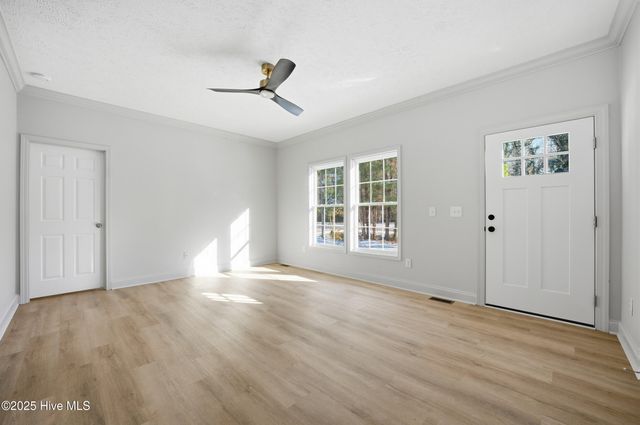 154 Lovers Lane, Elizabeth City, NC 27909