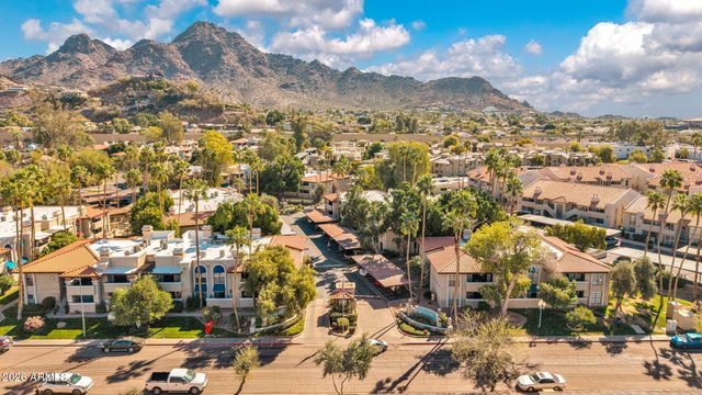 7557 N DREAMY DRAW Drive 206, Phoenix, AZ 85020