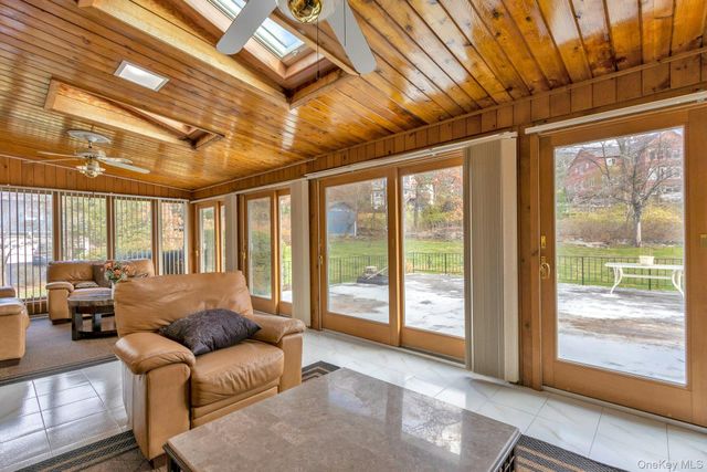 44 Greenridge Way, Spring Valley, NY 10977